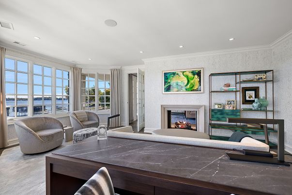 Fireplace, Interior, Recessed Lighting, Water