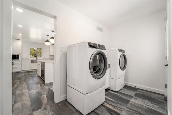 Interior, Pendant Lights, Recessed Lighting, Washer