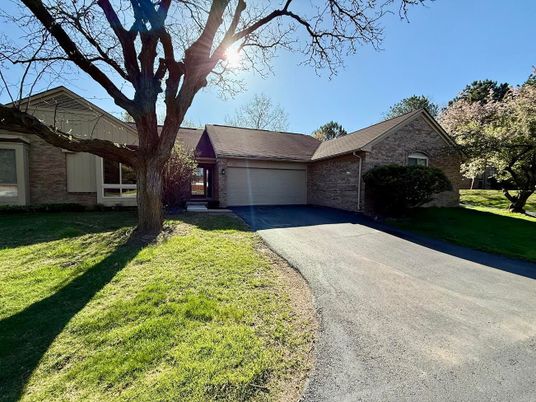Attached, Exterior, Facade, Brick Facade, Ranch