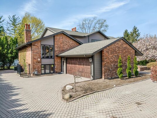 Attached, Exterior, Facade, Brick Facade, Modern