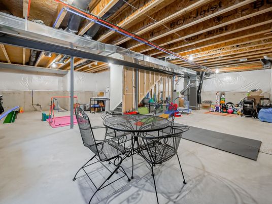 Fitness Equipment, Interior, Wooden Beams