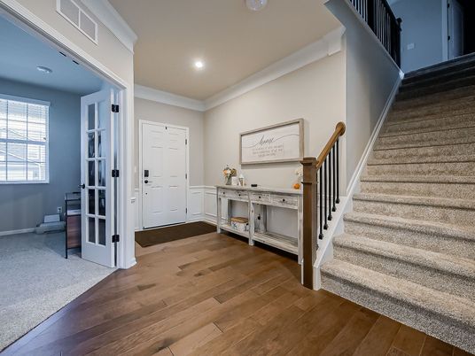 Interior, Recessed Lighting, Wood Texture Flooring