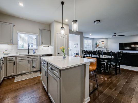Dining room, Interior, Kitchen, Pendant Lights, Recessed Lighting, Wood Texture Flooring