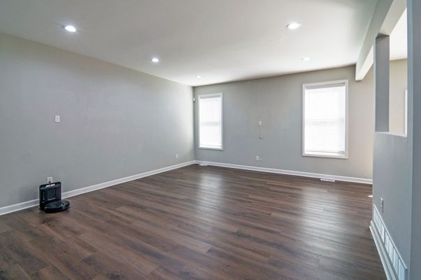 Empty room, Interior, Recessed Lighting, Wood Texture Flooring