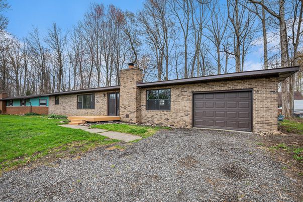 Attached, Exterior, Facade, Brick Facade, Ranch