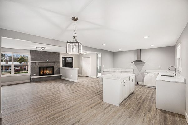 Fireplace, Interior, Kitchen, Pendant Lights, Recessed Lighting, Wood Texture Flooring