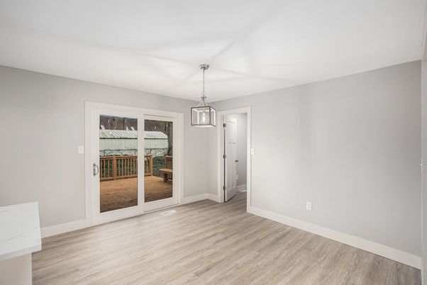 Empty room, Interior, Pendant Lights, Wine Storage, Wood Texture Flooring