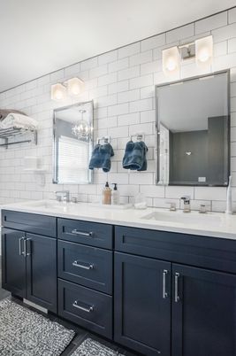Bathroom, Dual Sink Vanities, Interior