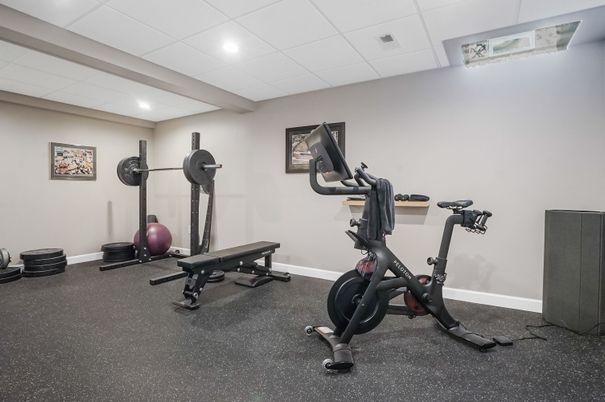 Fitness Equipment, Interior, Recessed Lighting
