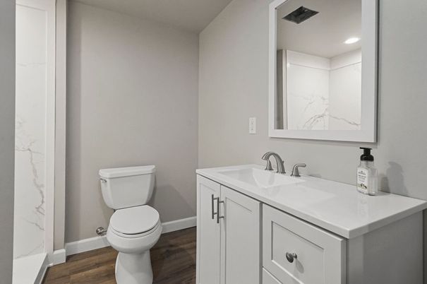 Bathroom, Interior, Marble Walls, Recessed Lighting, Wood Texture Flooring