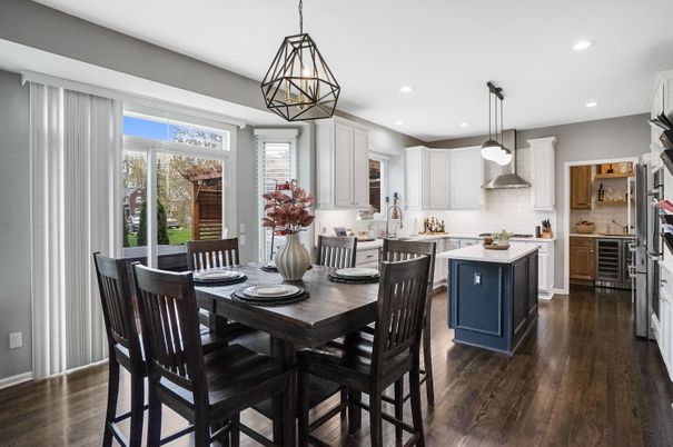 Dining room, Interior, Kitchen, Pendant Lights, Recessed Lighting, Wood Texture Flooring