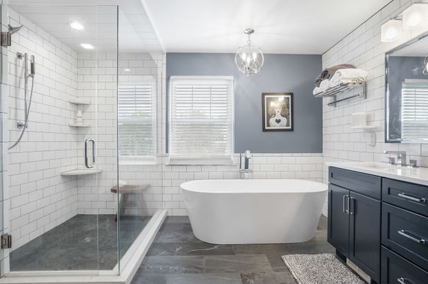 Bathroom, Free Standing Baths, Glass Shower, Interior, Pendant Lights, Recessed Lighting