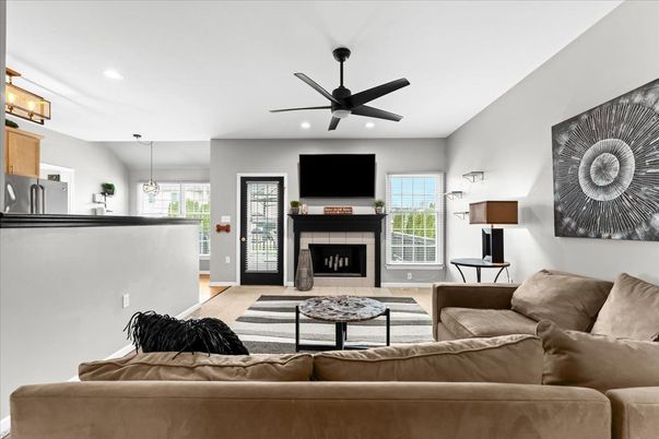 Fireplace, Interior, Living room, Pendant Lights, Recessed Lighting