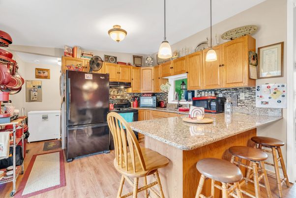 Interior, Kitchen, Pendant Lights, Wood Texture Flooring