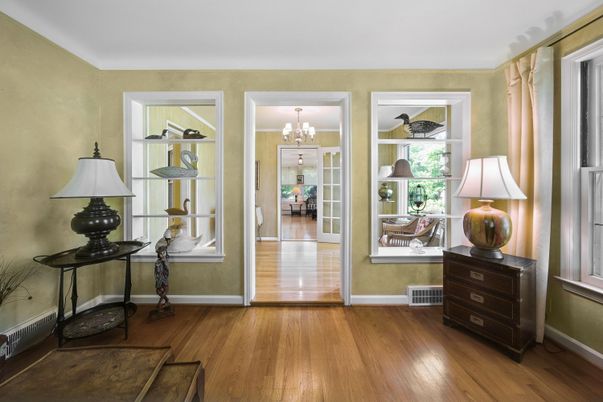 Chandelier, Interior, Wood Texture Flooring