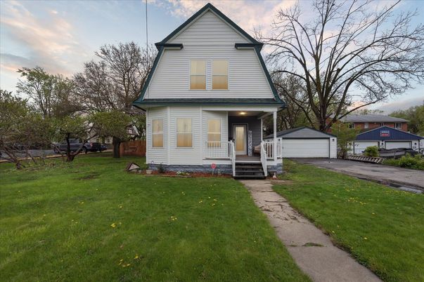 Backyard, Detached Garage, Exterior, Facade, Queen Anne Victorian