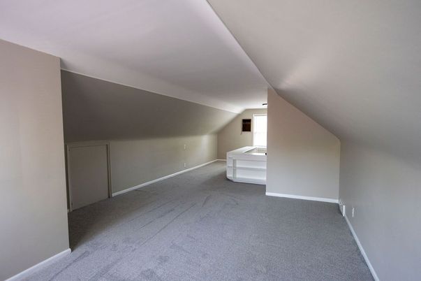 Bathroom, Empty room, Interior