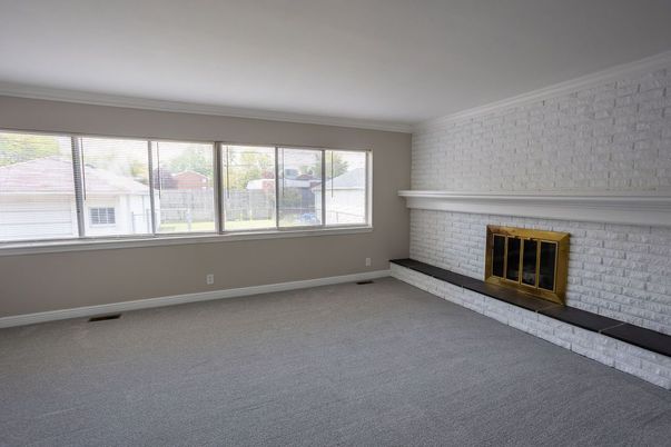 Empty room, Fireplace, Interior
