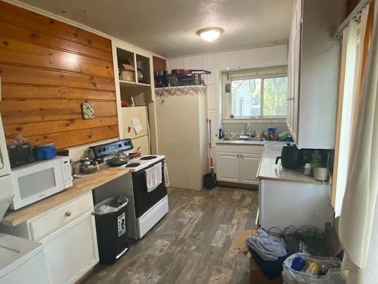 Interior, Kitchen, Wood Texture Flooring
