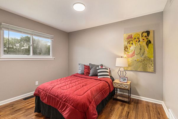 Bedroom, Interior, Recessed Lighting, Wood Texture Flooring