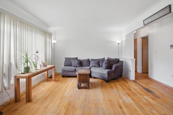 DE Listing image placeholder