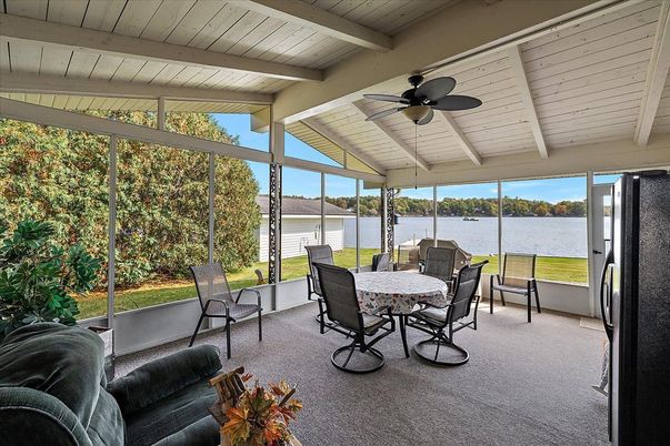 Dining room, Interior, Sun Room, Water