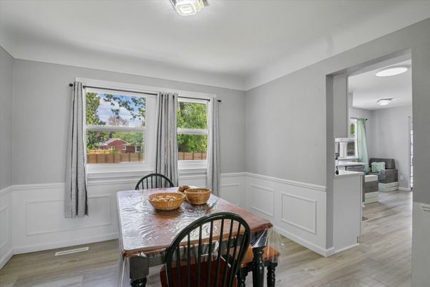 Dining room, Interior, Wood Texture Flooring