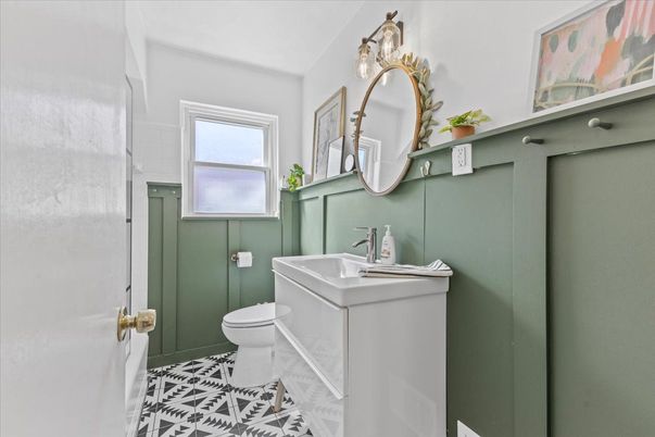 Bathroom, Interior
