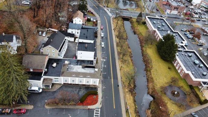 Exterior, Drone