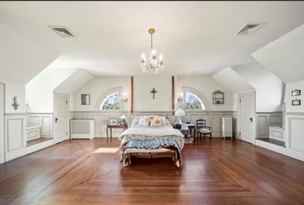 Bedroom, Chandelier, Interior, Wood Texture Flooring