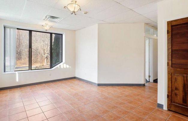 Chandelier, Empty room, Interior