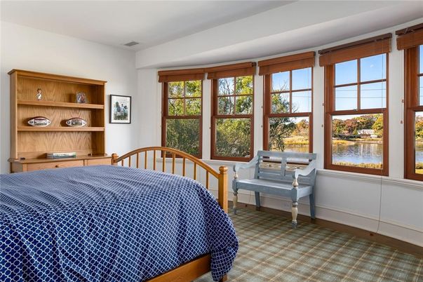 Bedroom, Interior, Water