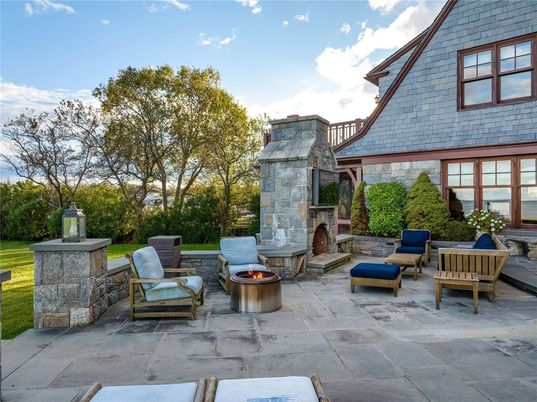 Exterior, Fireplace