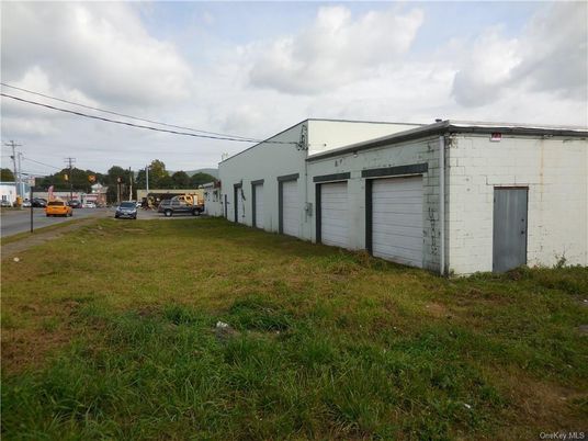 Backyard, Detached Garage, Exterior