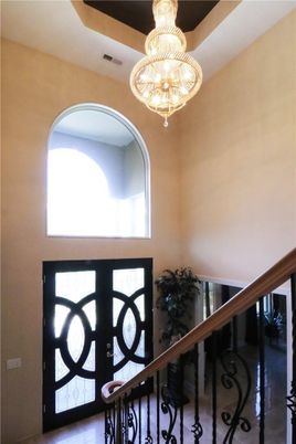 Chandelier, Interior