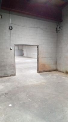 Garage, Interior, Stone Walls