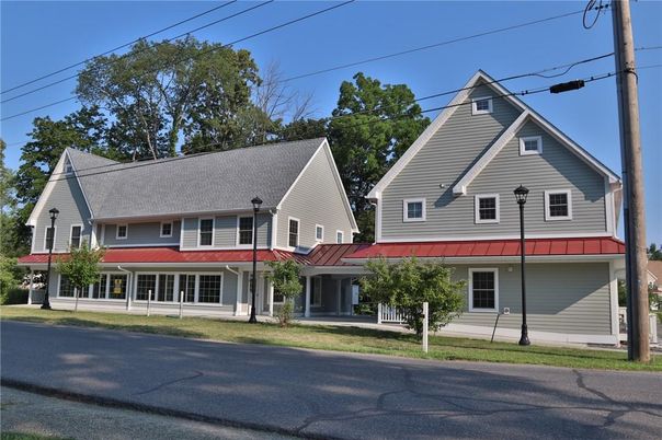 Exterior, Facade, Farmhouse
