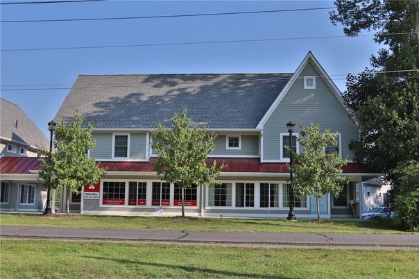 Exterior, Facade, Farmhouse
