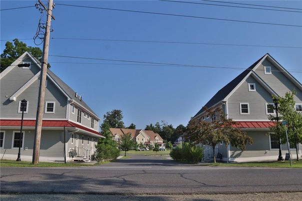 Exterior, Facade, Farmhouse