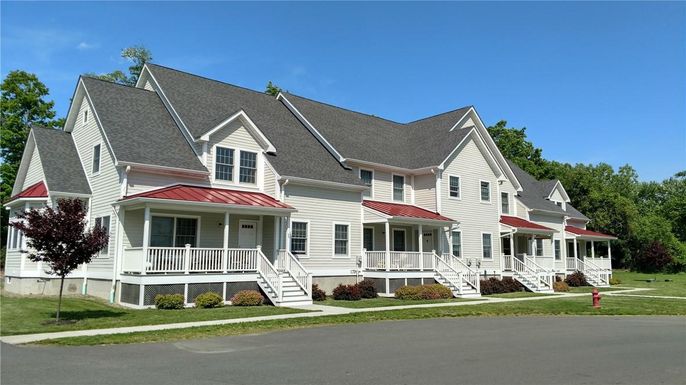Exterior, Facade, Farmhouse