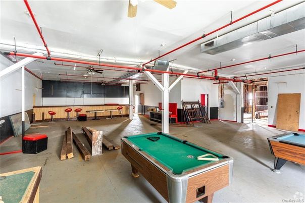 Billiard Table, Game Room, Garage, Interior