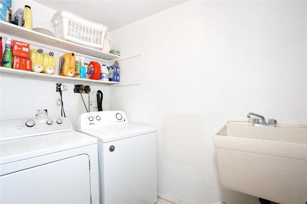 Interior, Washer
