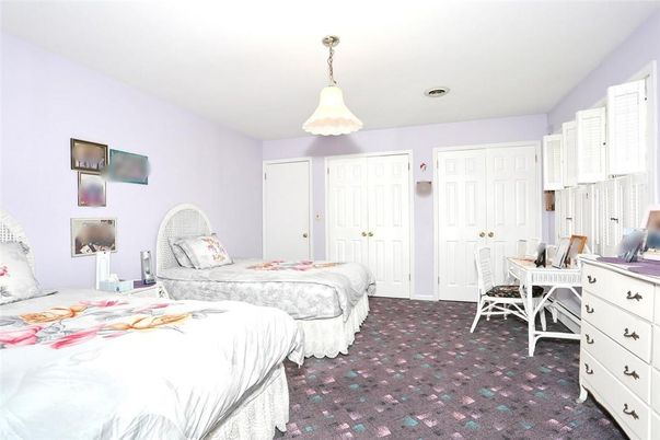 Bedroom, Interior, Pendant Lights