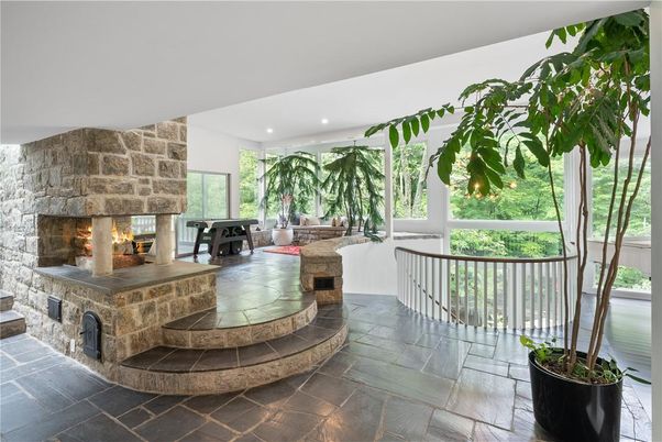 Fireplace, Interior, Recessed Lighting