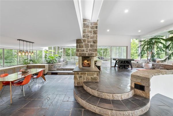 Dining room, Fireplace, Interior, Pendant Lights, Recessed Lighting