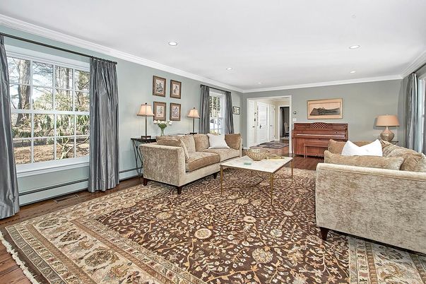 Interior, Living room, Piano, Recessed Lighting, Wood Texture Flooring