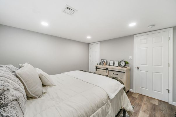 Bedroom, Interior, Recessed Lighting, Wood Texture Flooring