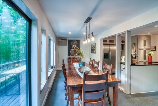 Dining room, Interior, Kitchen, Pendant Lights, Recessed Lighting, Stainless Steel Appliances