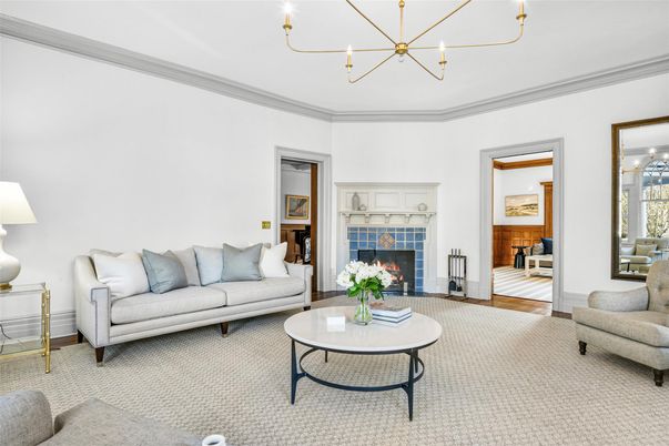 Chandelier, Fireplace, Interior, Living room