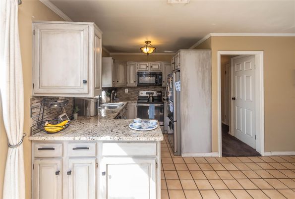 Interior, Kitchen, Stainless Steel Appliances